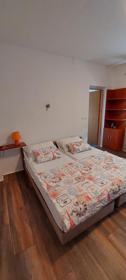 Apartments Matic Omišalj Eksteriør bilde