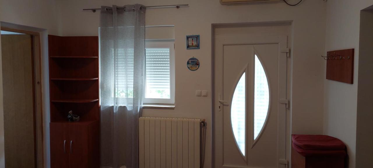 Apartments Matic Omišalj Eksteriør bilde